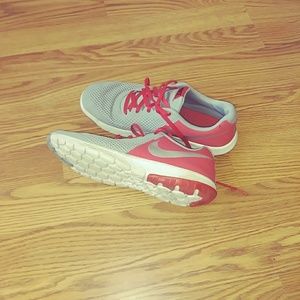 Niike red and grey flex running shoes size 6